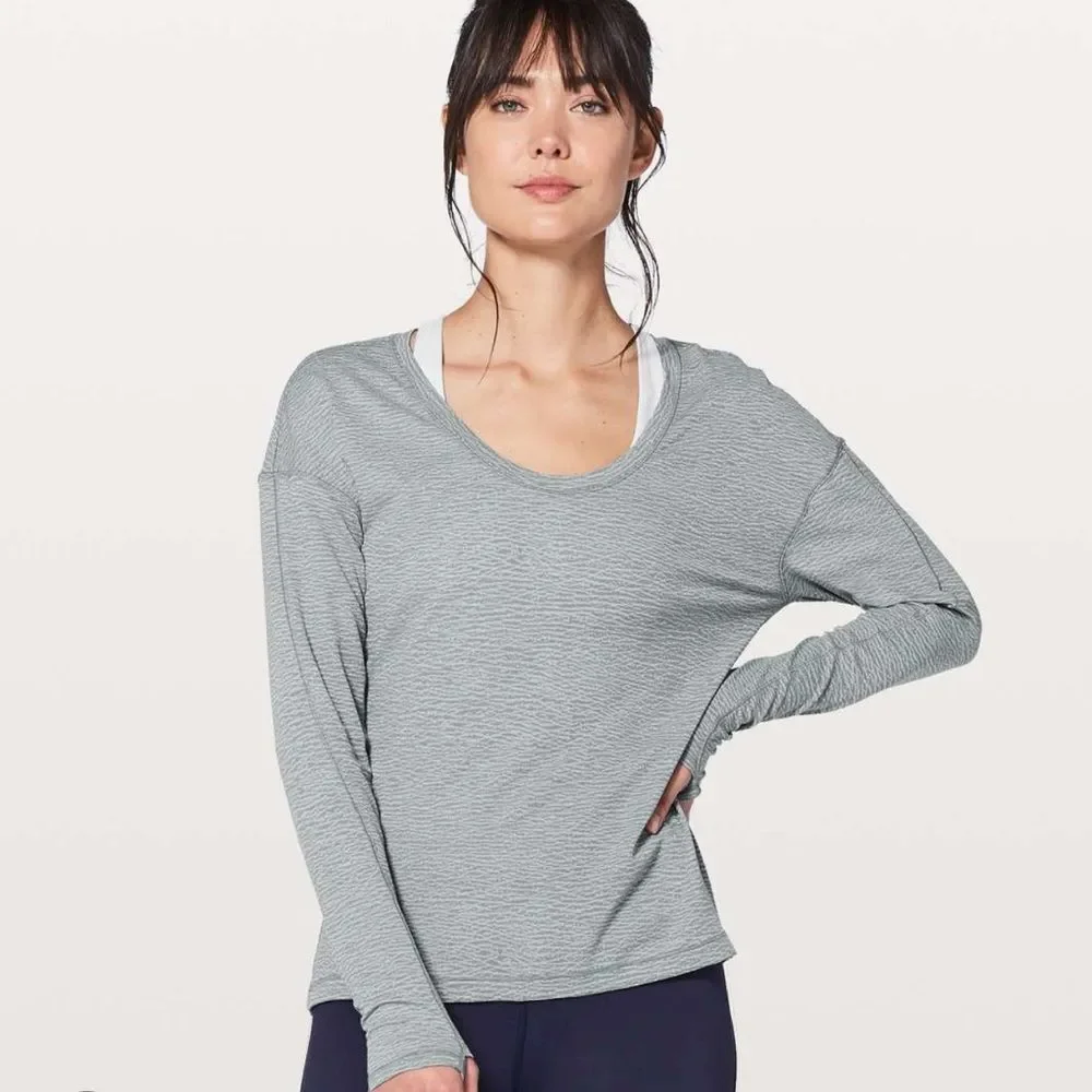Lululemon Meant to Move Long Sleeve Athletic Tee